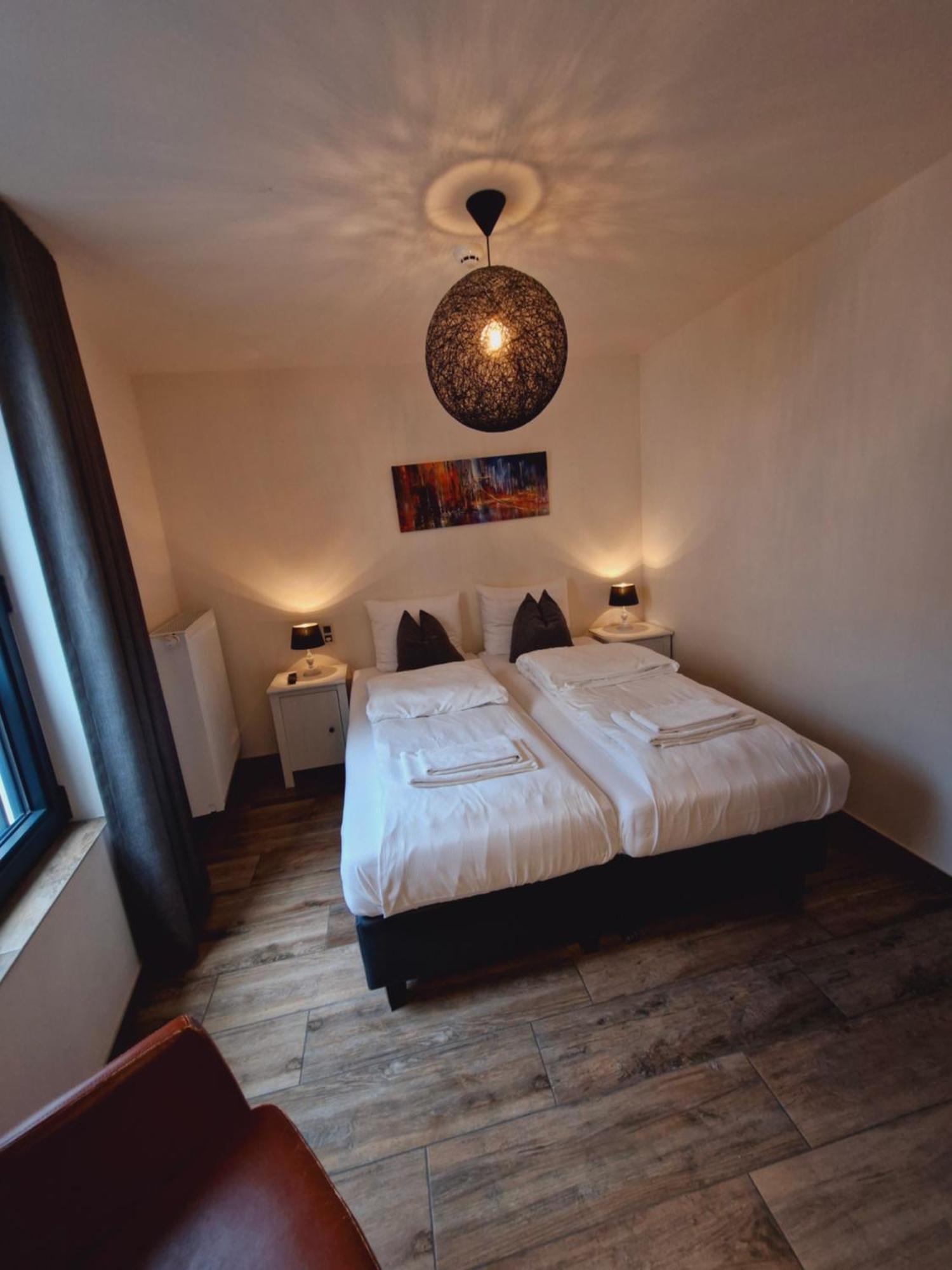 Hotel Ladeuze Льовен Стая снимка