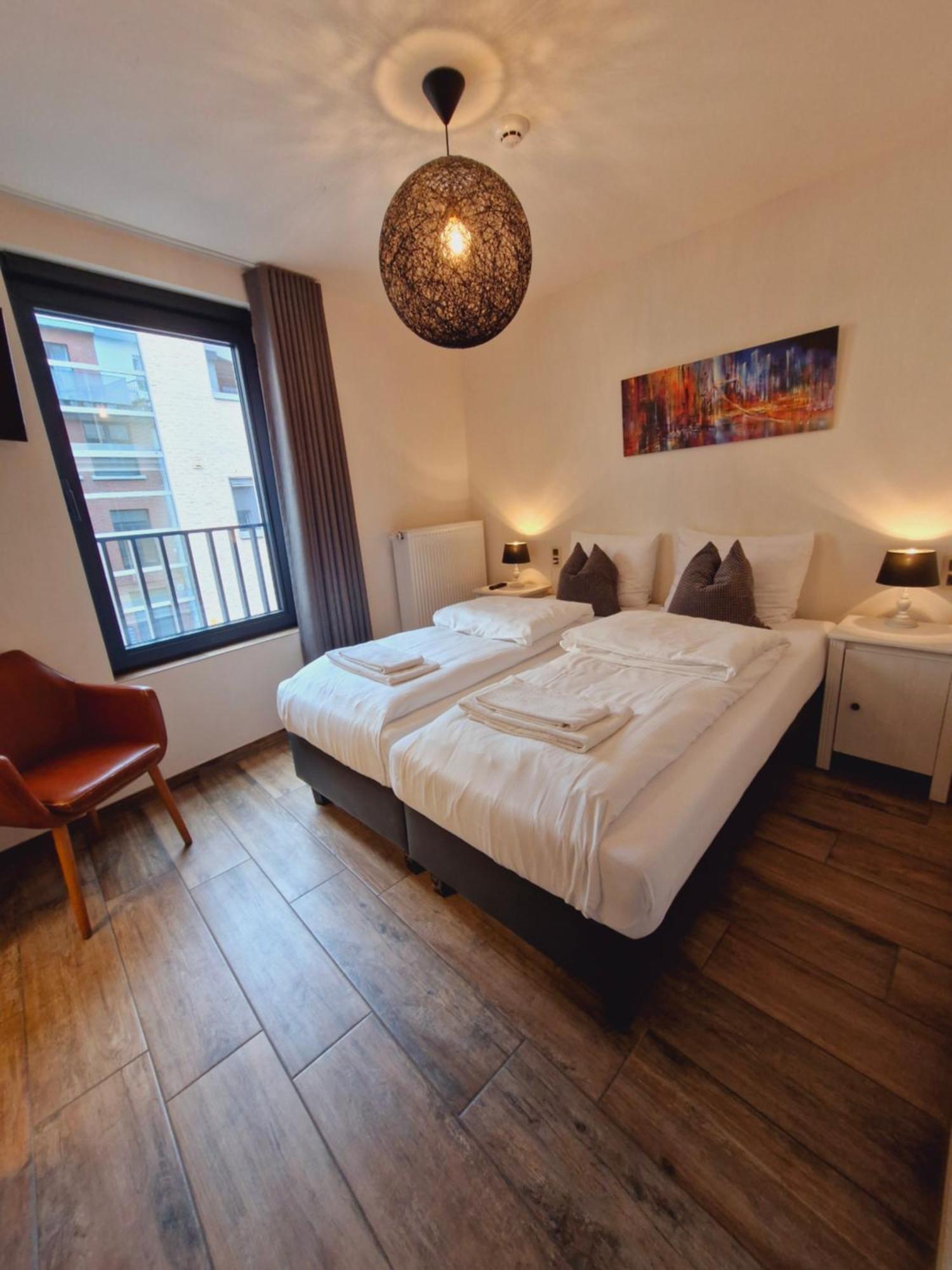 Hotel Ladeuze Льовен Екстериор снимка